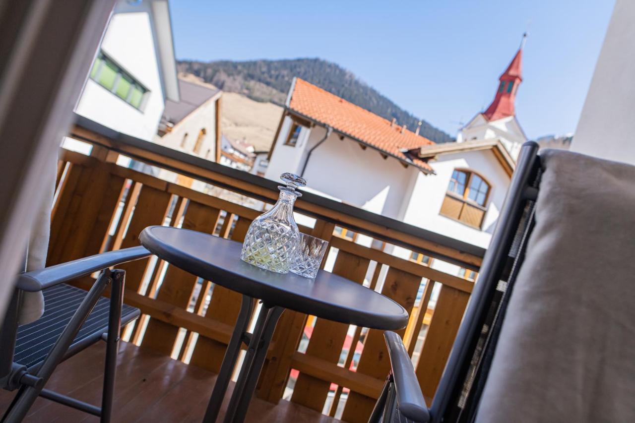Aparthotel Hochland Gmbh Nauders Exterior photo