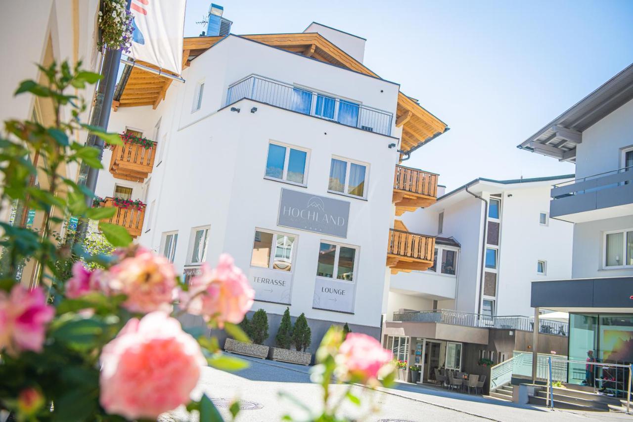 Aparthotel Hochland Gmbh Nauders Exterior photo